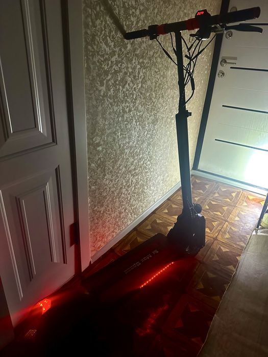 KugooKirin Max Speed/  60км/ч  Запас хода 25км