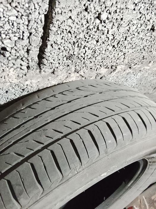 Продам шины резины 4сразу в комплекте летные