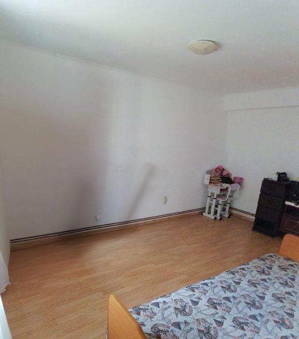 Vand apartament 2 camere