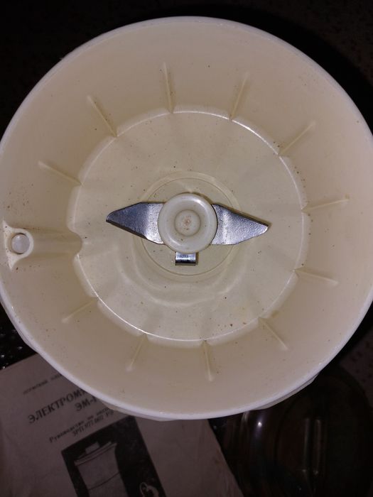 Мясорубка электрическая