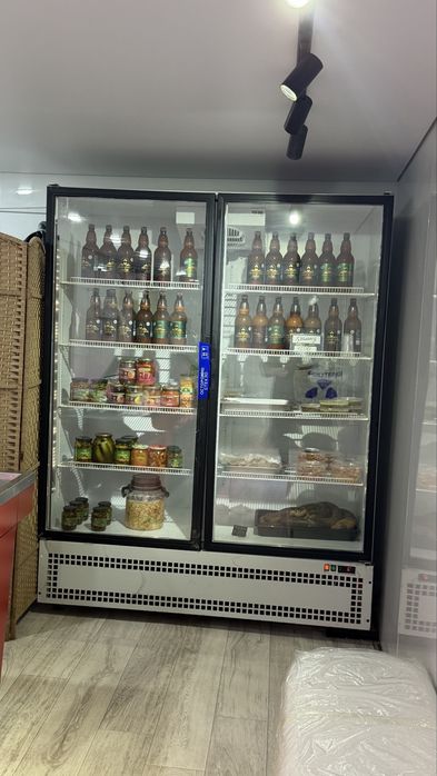 Продам ветрину холодельники