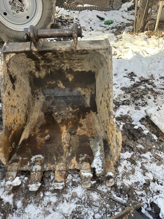 Экскаватор колеснный 140