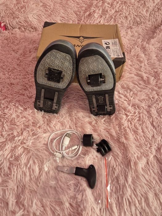 Детски обувки светещи