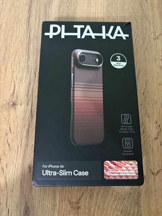 Продам или обменяю чехол Pitaka для iphone air