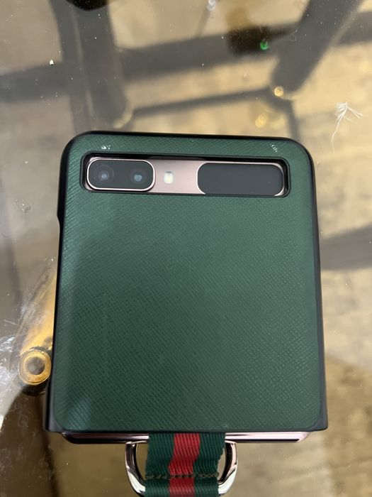 Samsung Z flip5g