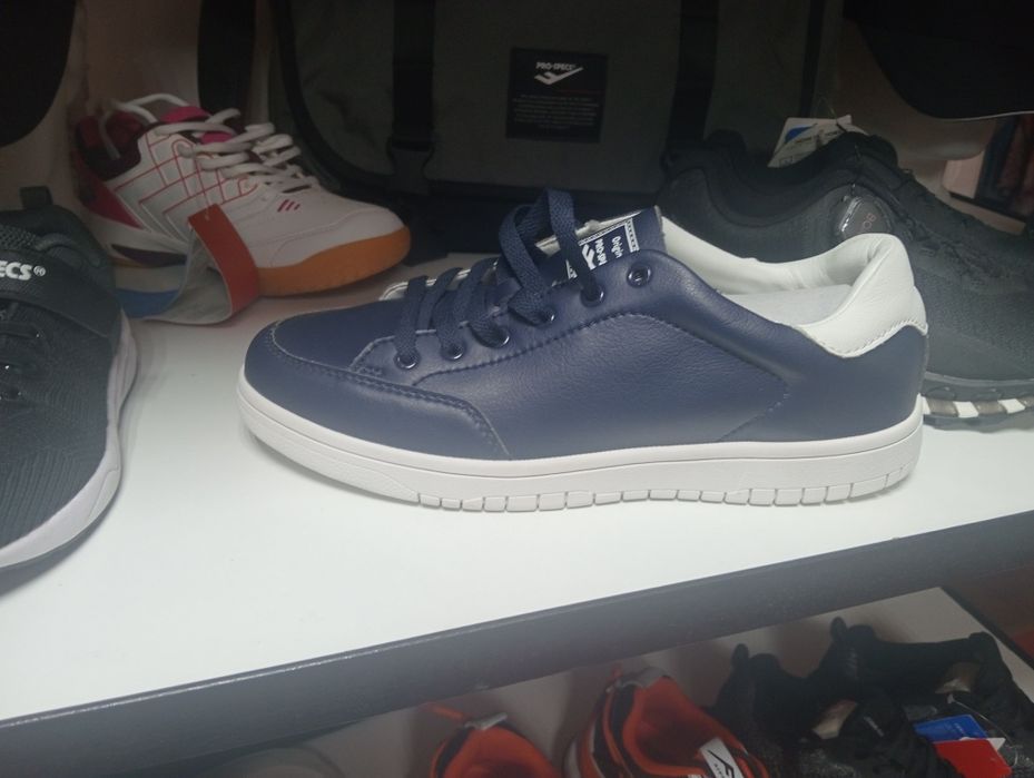 Спортивные кросовки