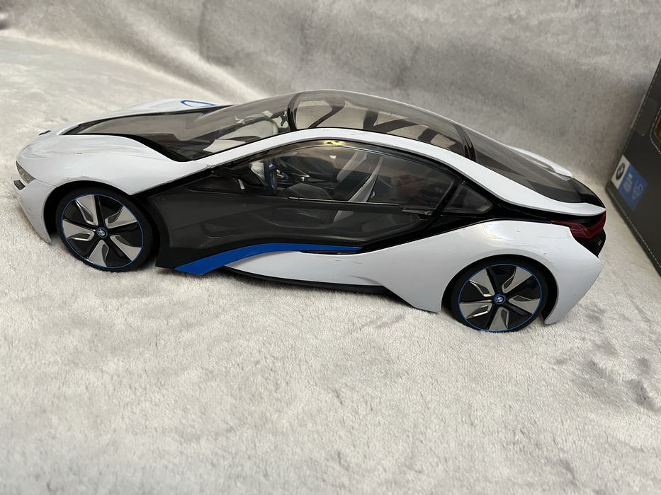 bmw i8 cu telecomanda