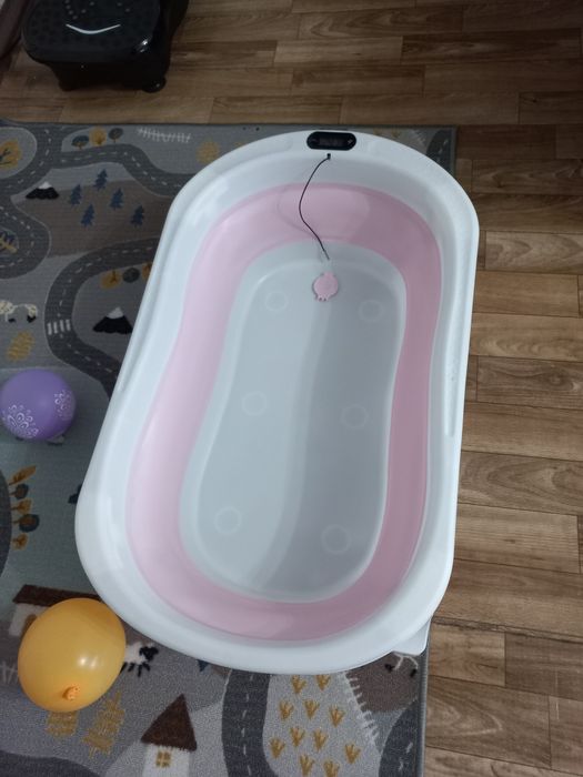 Продам ванночку детскую
