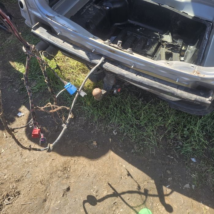 Теглич Passat b6 комплект