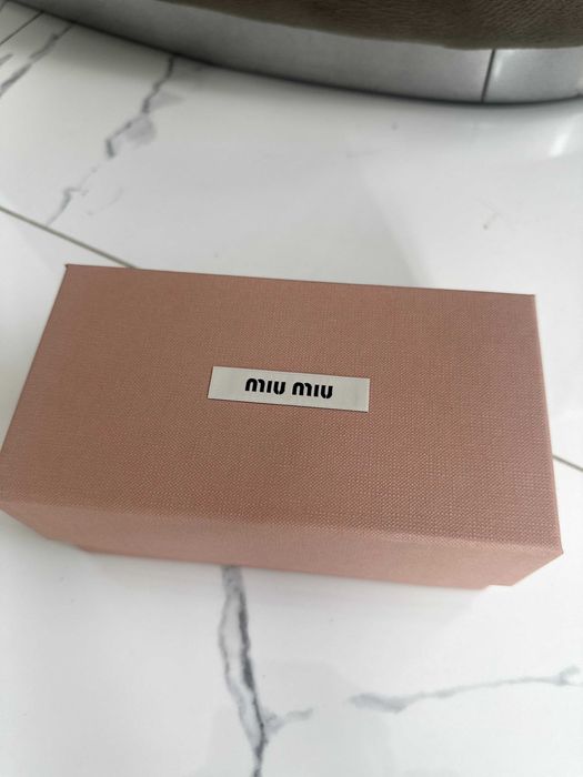 Оригинални очила Miu Miu MUA04S 16K10R - НОВИ, НЕИЗПОЛЗВАНИ