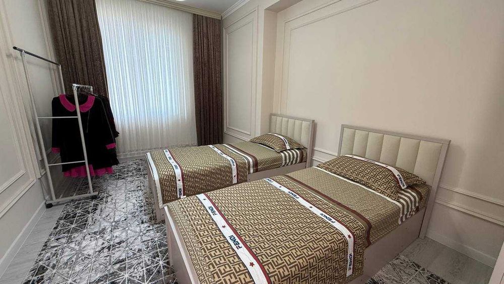 Шахар маркази Халқ банки 8 қаватда 3 хонали квартира сотилади.ID: 1532