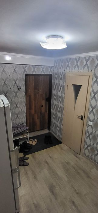 3 комн квартира на 15мкр