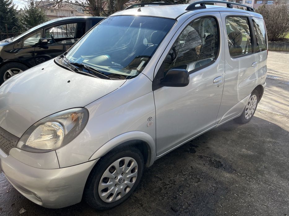 Toyota Yaris Versi 1.3vvt на части