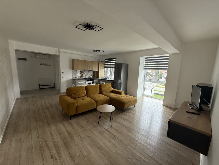 Inchiriez apartament 2 camere Bulevard