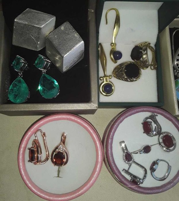 Серьги с натуральным камнем дешево