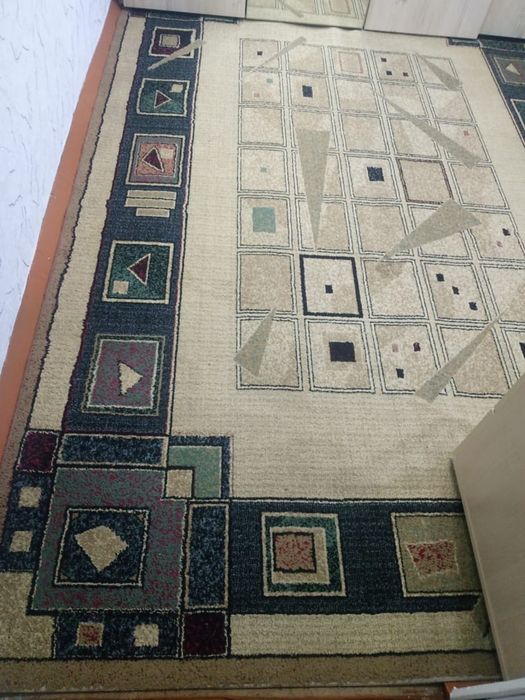 Продам ковер 2*3