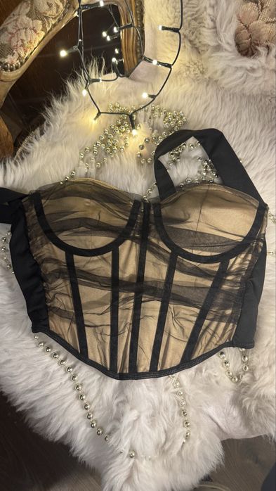 Страхотен корсет дантела нов размер S