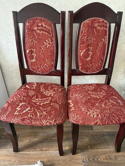 Продам стулья 6 штук б/у