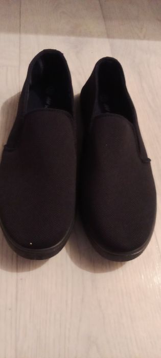 Продам мужские макасины