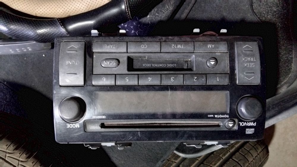 Продам магнитофон