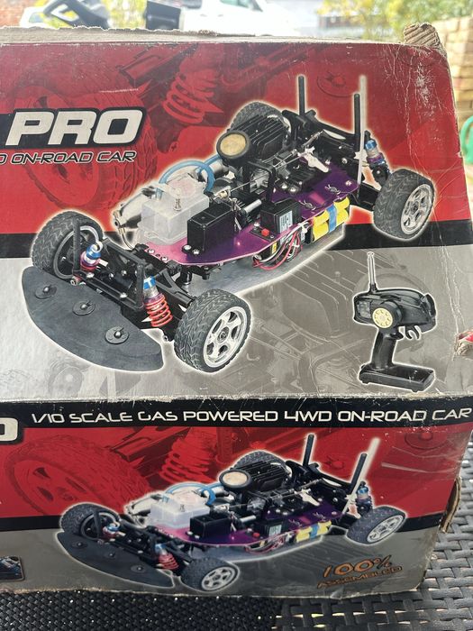 De vanzare masinuta  rc nitro