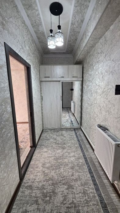 Tinchlik plaza oldida 1 xona kv