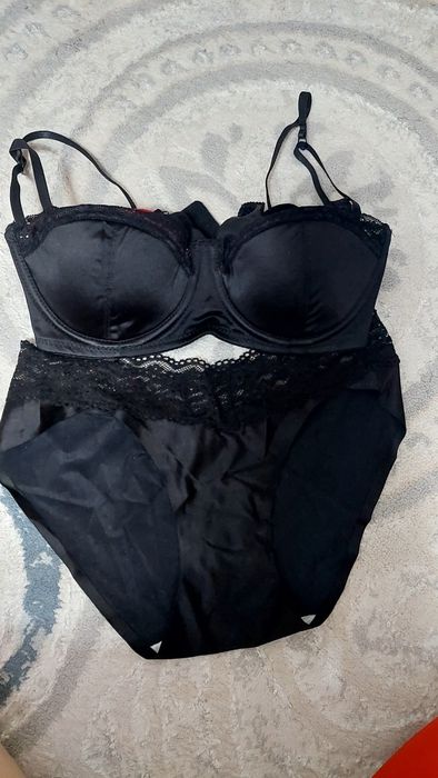 Продам комплект белья рр L новое