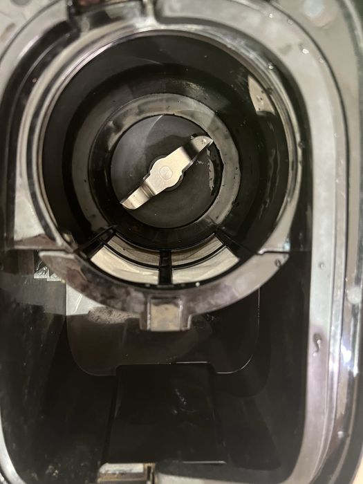 Cafetiera cu rasnita Heinner