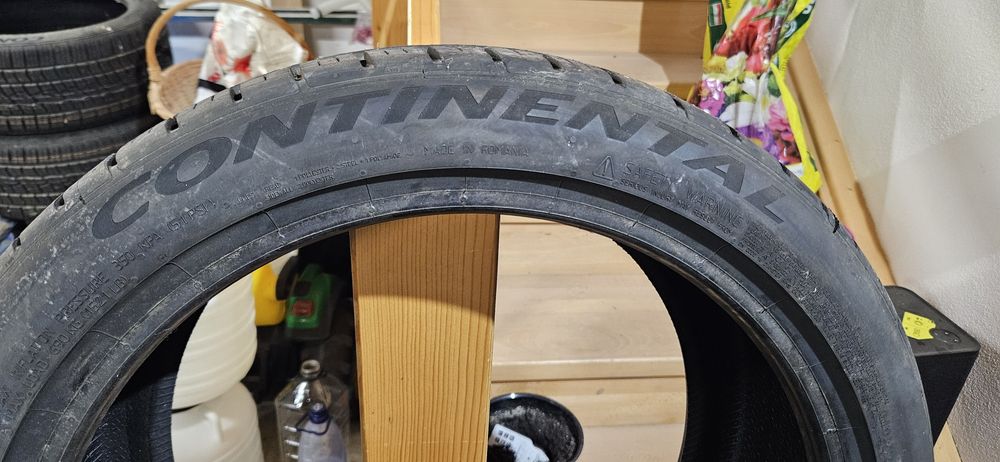 Continental 235 40 18