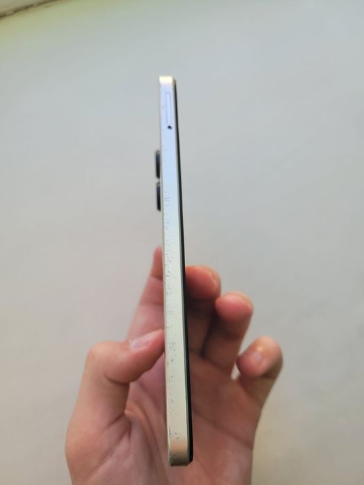 телефон realme c33 128gb