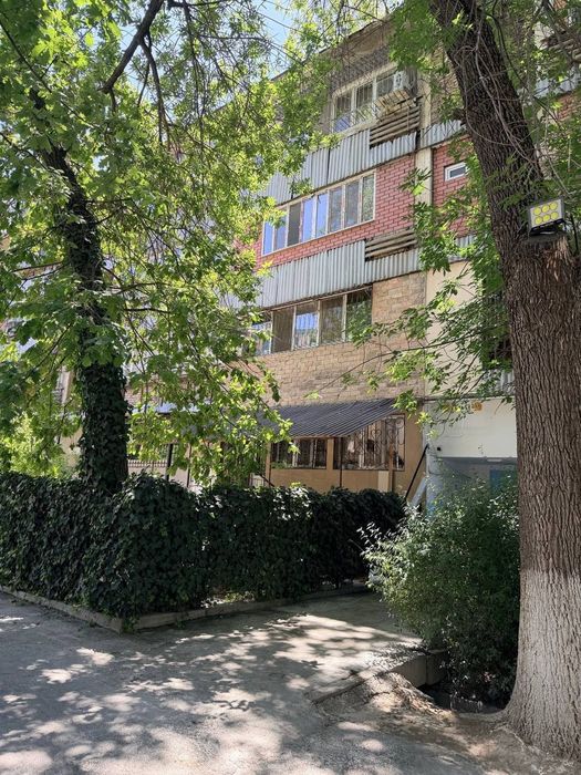 Продается квартира 3х комнатная 77м2 на Ц-2 Алайский рынок. СНУ
