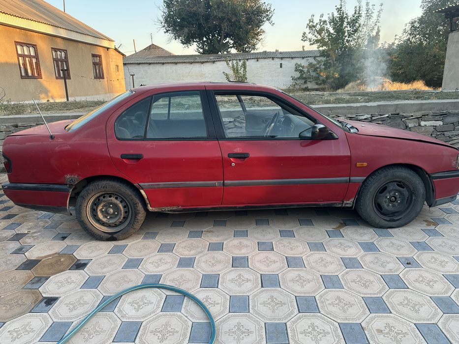 Nissan Nissan 330 к