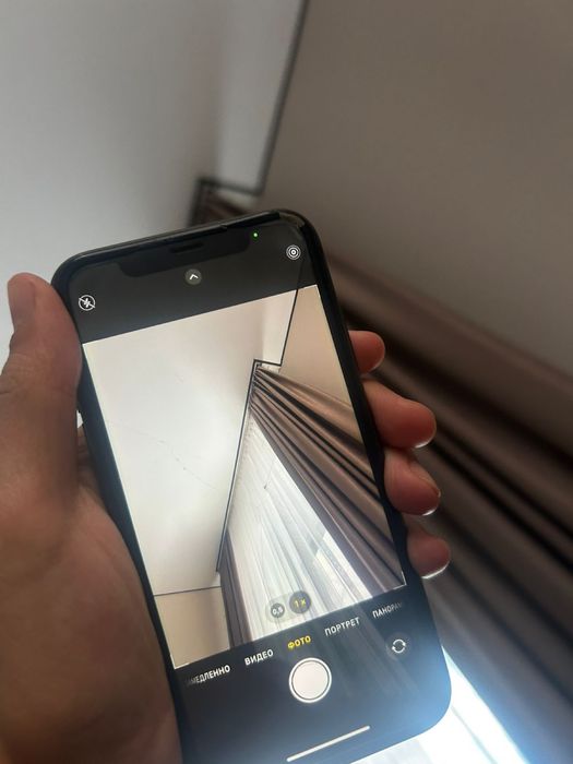 Продам 11 айфон