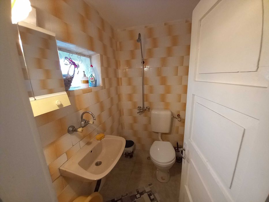 Продава се Къща в Разград, Бели Лом - 164 кв.м за 311 €/кв.м - Снимка #9