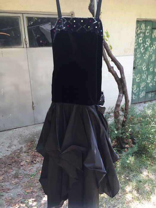 Rochie eleganta cu voaluri