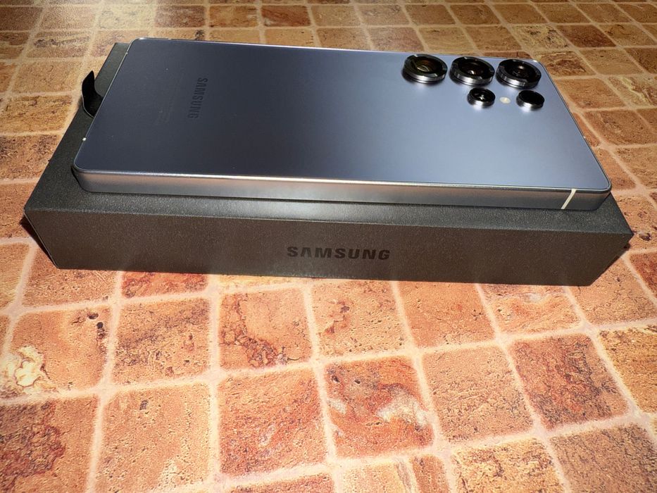 !Само днес 650 евро! Смартфон Samsung Galaxy S25 Ultra, 12GB RAM, 256GB, 5G, Titanium Silverblue