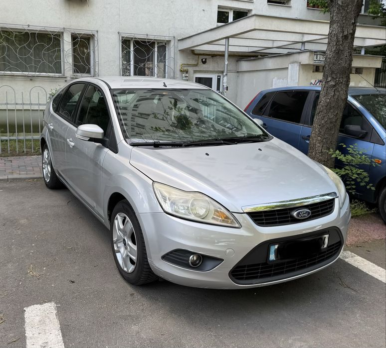 Ford Focus 1.6 Benzină Anul 2010, Cutie Manuală