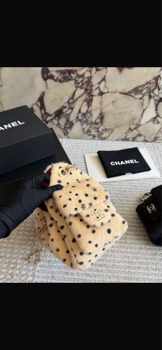 Чанта Chanel 25 пухена