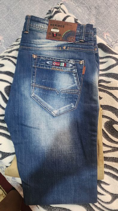 Джинсы новые 36 размер