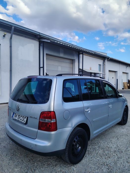 VOLKSWAGEN Touran 2006 — imagine 3