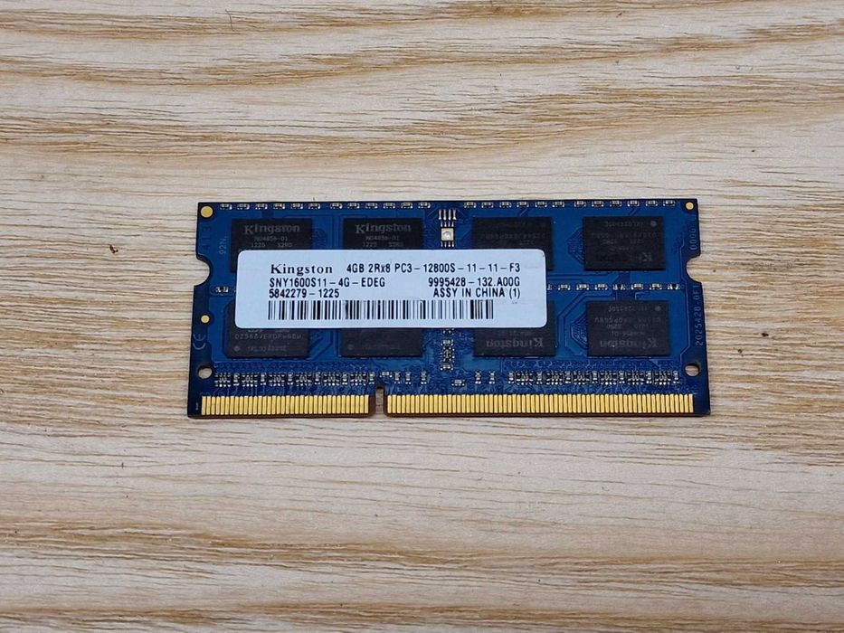 4GB DDR3 16 чипа 1600Mhz Ram Рам Памет за лаптоп с гаранция!