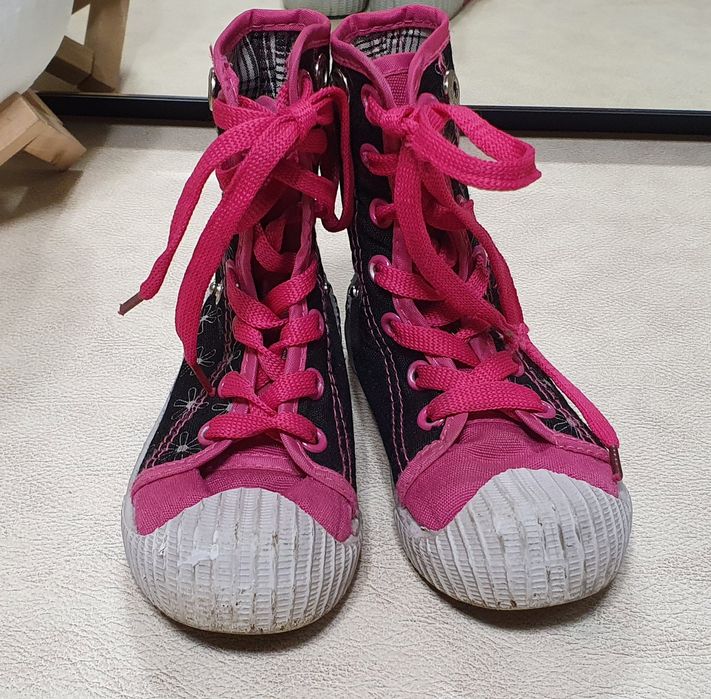 Кеды на девочку. Обувь на девочку