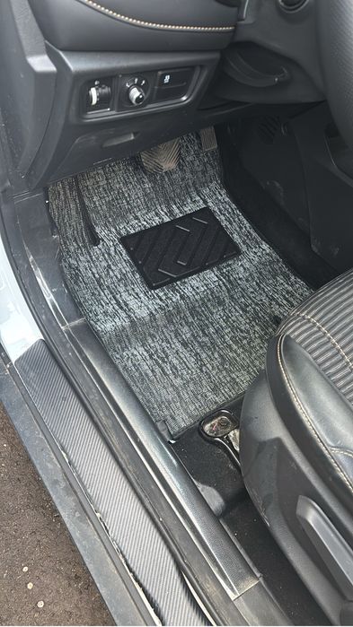 Коврики на JAC JS4 новые
