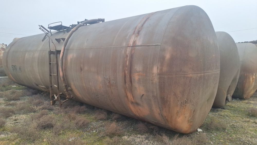 Tip 15/ 25/ 62 vagonni yomkostlar bor sisternalar