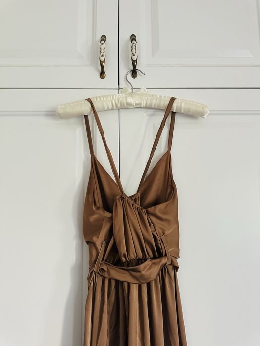 Rochie lunga , eleganta masura S/ M, noua cu cordon inntalie din satin