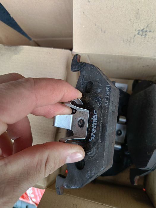 Накладки Brembo и дискове 288mm за голф 4