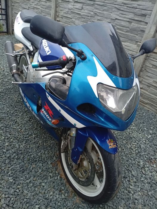 SuzukiI GSX-R 750 SRAD
