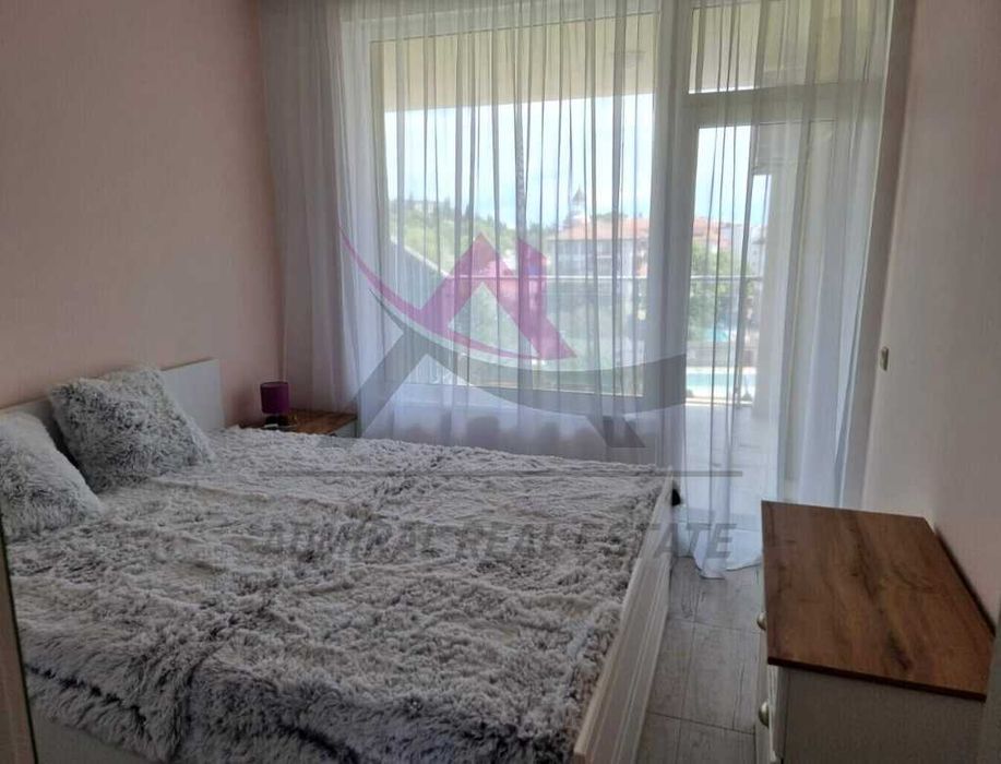 Продава се Двустаен апартамент в к.к. Св.Св. Константин и Елена - 65 кв.м за 1373 €/кв.м - Снимка #3