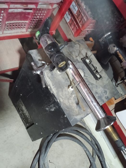 Pivo aparat sotiladi srochna xolati zor kop iwlamagan. Zor muzlatadi.