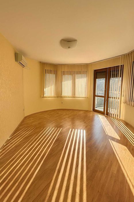 Продава се Къща в Пловдив, Остромила - 240 кв.м за 1212 €/кв.м - Снимка #8